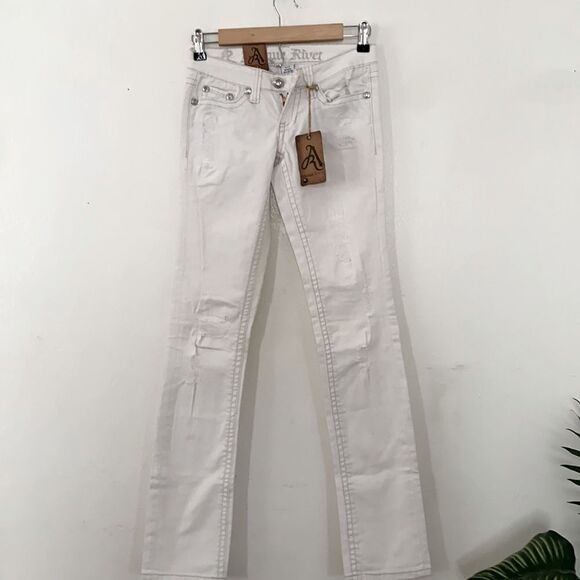 Antique Rivet Denim - Antique Rivet white Jean 